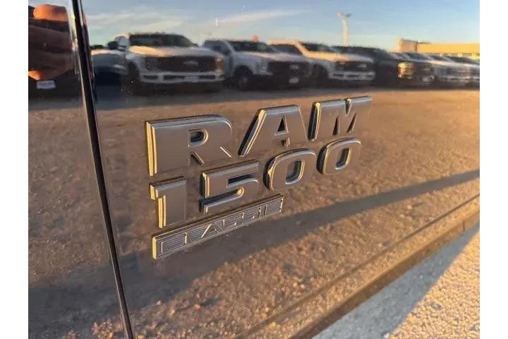 $29700 : Ram 1500 Classic 2024 4x4 SL image 6