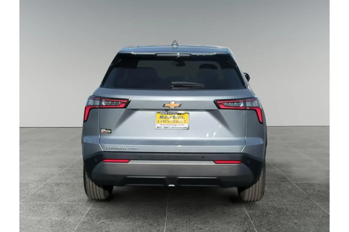 $27900 : Chevrolet Equinox 2025 4x4 L image 4