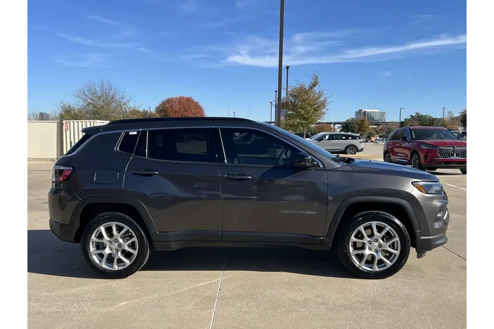 $20953 : Jeep Compass 2023 4x4 Latitu image 10