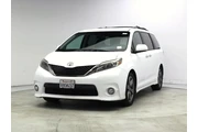$33998 : Toyota Sienna 2017 SE 8-Pass thumbnail