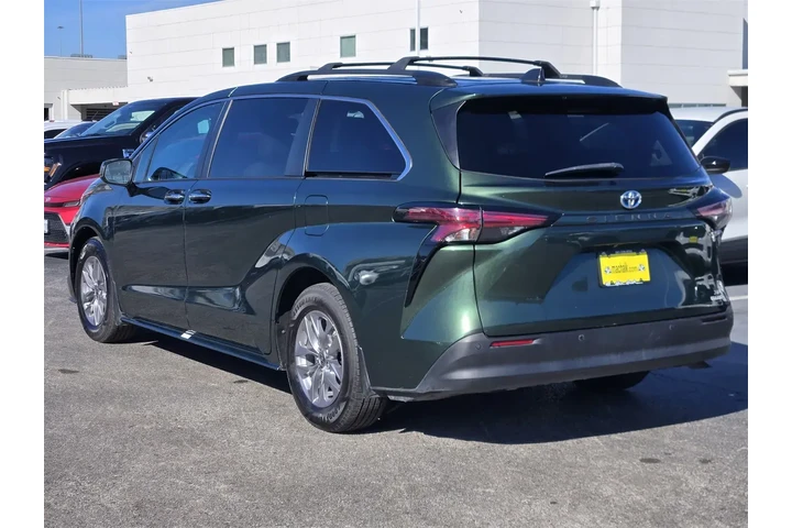 $29892 : Toyota Sienna 2022 XLE 8-Pas image 7