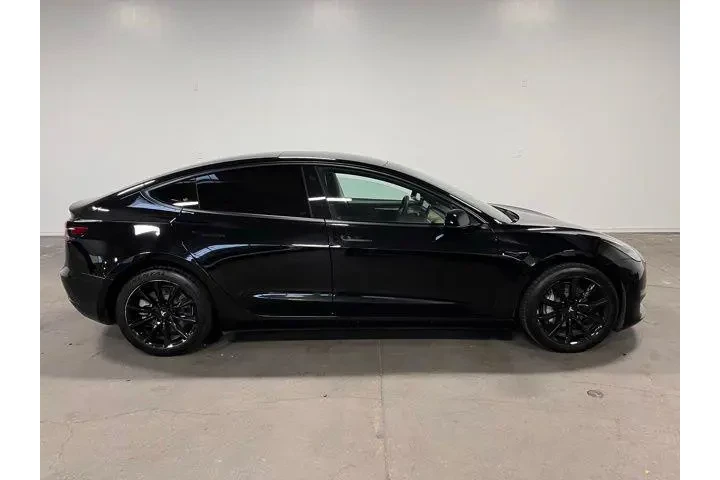 $23972 : Tesla Model 3 2022 AWD Long image 2