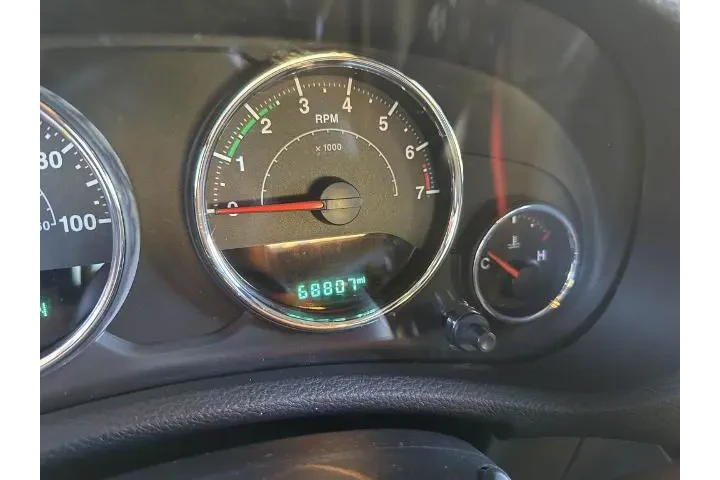 $22763 : Jeep Wrangler JK Unlimited 2 image 4