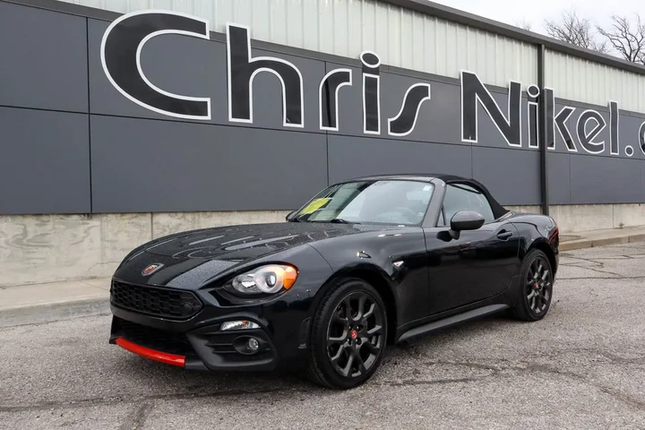 $19988 : 2017 124 Spider Elaborazione image 1