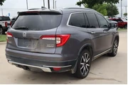 $19888 : Honda Pilot 2020 AWD Touring thumbnail
