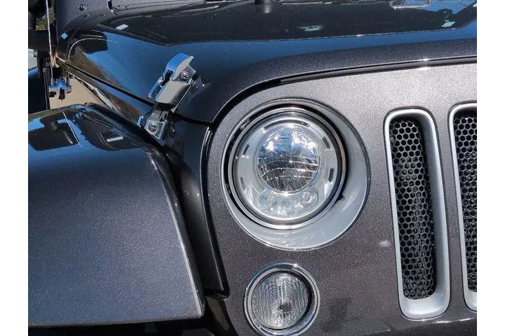 $22820 : Jeep Wrangler JK Unlimited 2 image 10