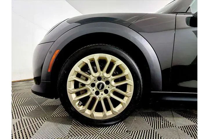 $28423 : MINI Hardtop 2 Door 2025 Coo image 8