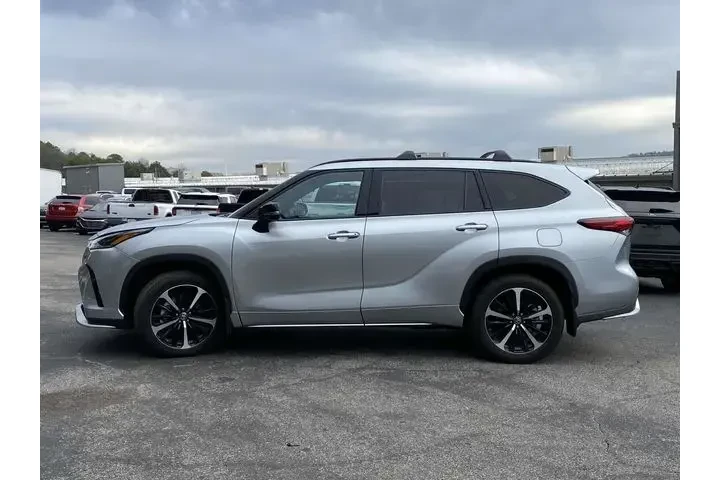 $26957 : Toyota Highlander 2022 XSE 4 image 7