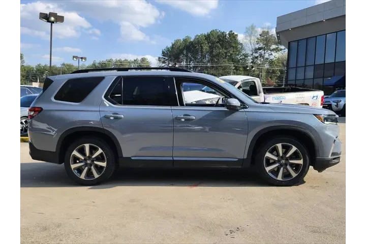 $37703 : Honda Pilot 2023 Touring 4dr image 8