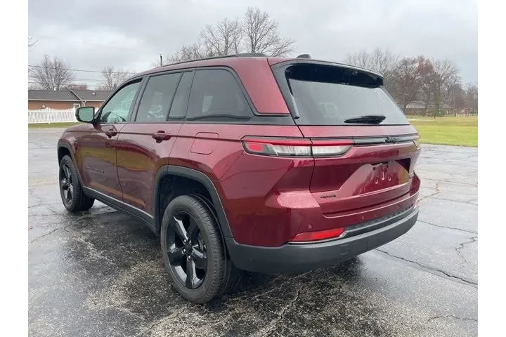 $35383 : Jeep Grand Cherokee 2024 4x4 image 5