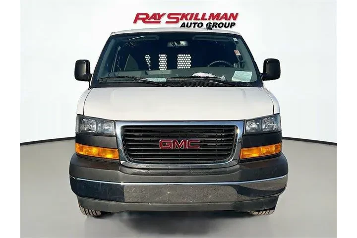 $34975 : GMC Savana 2024 2500 3dr Car image 2