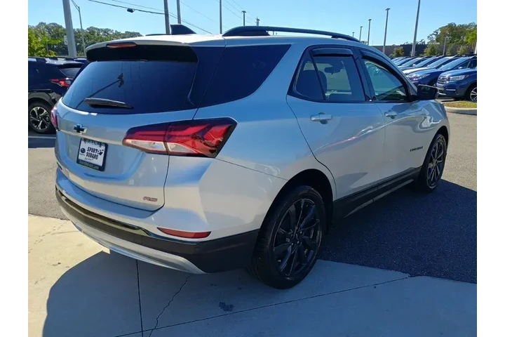 $18662 : Chevrolet Equinox 2022 RS 4d image 5