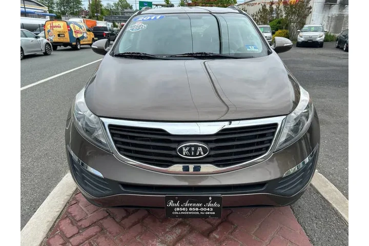 $6995 : 2011 Sportage LX image 9
