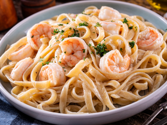 Fetuccine con camarones
