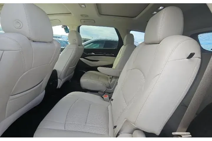 $31995 : Buick Enclave 2022 Premium 4 image 8