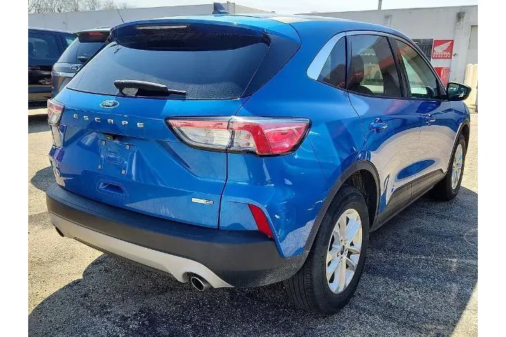 $13300 : Ford Escape 2020 AWD SE 4dr image 4