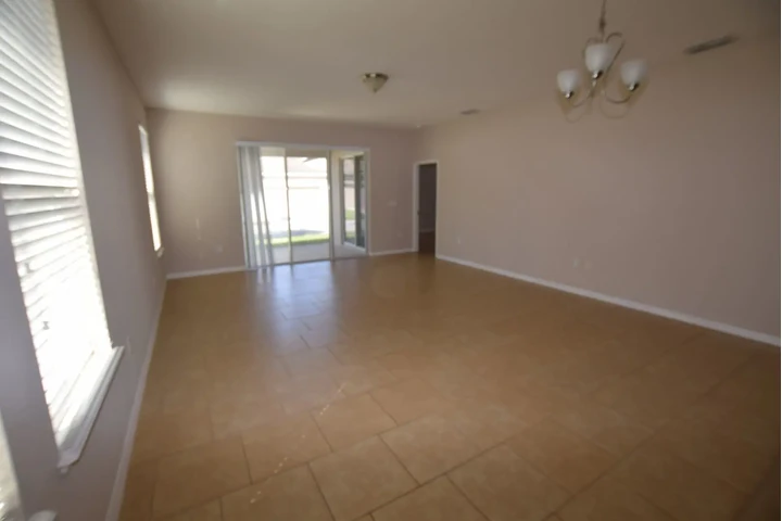 $2400 : Good rental history image 5