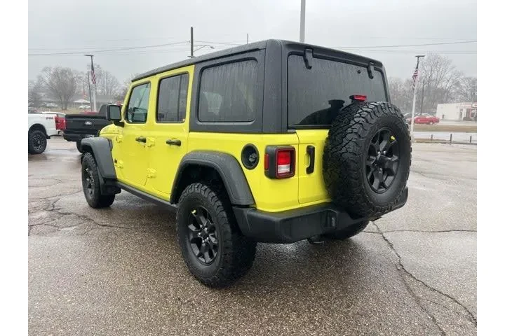 $27668 : Jeep Wrangler 2023 4x4 Sport image 6