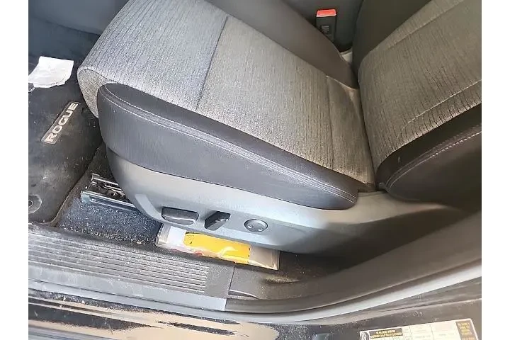 $22506 : Nissan Rogue 2023 SV 4dr Cro image 5