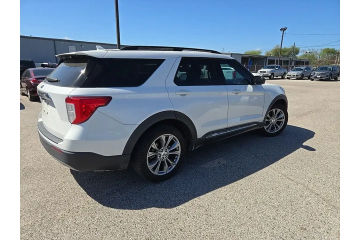 $26983 : Ford Explorer 2022 XLT 4dr S image 10