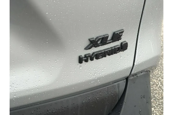 $37707 : Toyota RAV4 Hybrid 2024 AWD image 7
