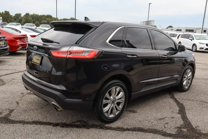 $14688 : 2019 Edge Titanium image 4
