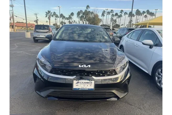 $16999 : Kia Forte 2024 LX 4dr Sedan image 2