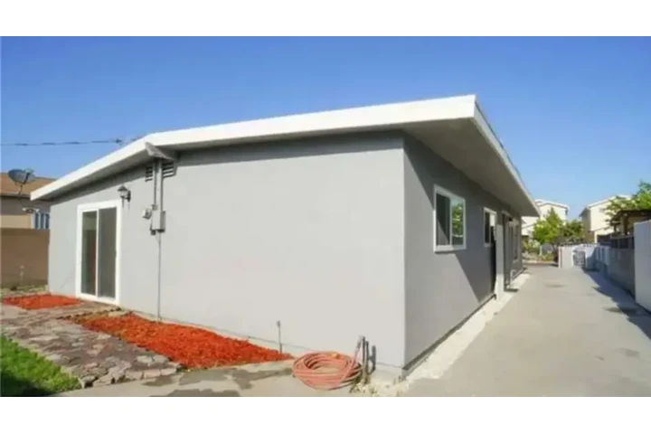 $3800 : Casa 4 rec Los Angeles image 5