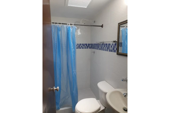 $950000 : ALQUIER APARTAESTUDIOS EN CALI image 4