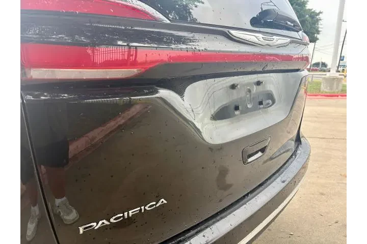 $22774 : Chrysler Pacifica 2024 Touri image 5