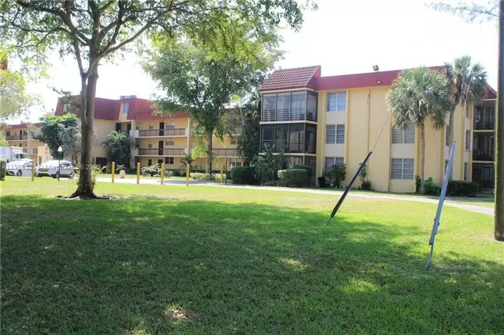$238000 : MIRAMAR image 2