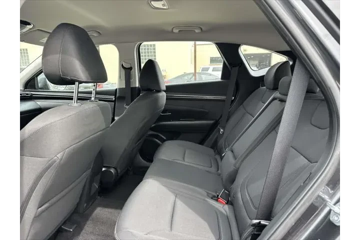 $21544 : Hyundai TUCSON 2023 AWD SE 4 image 9