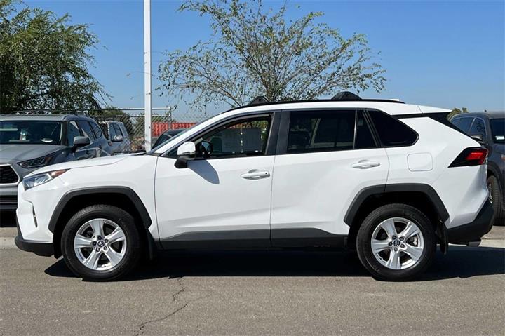 $22600 : RAV4 XLE image 9