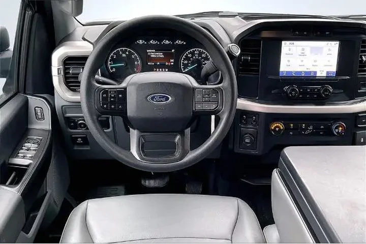 $26804 : Ford F-150 2021 4x2 XL 4dr S image 5