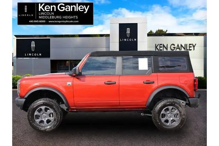 $35899 : Ford Bronco 2022 4x4 Base 4d image 4