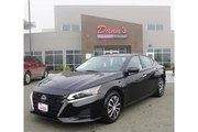2023 Altima 2.5 S en Tulare