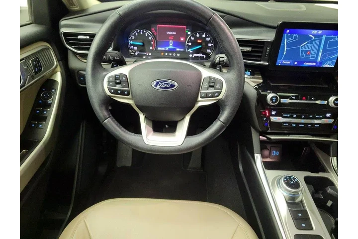 $29998 : Ford Explorer 2021 Limited 4 image 10