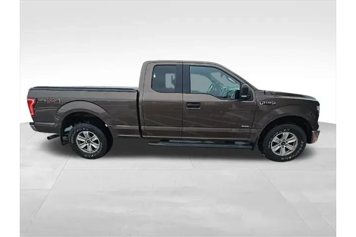 $17304 : Ford F-150 2015 4x4 XLT 4dr image 9