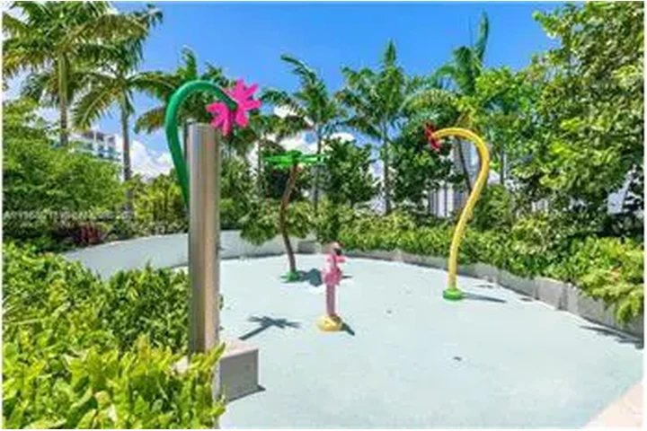 $10200 : Rental property with 3 bedro image 8