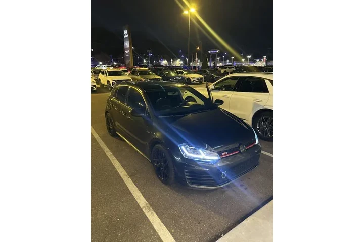 $13969 : Volkswagen Golf GTI 2017 S 4 image 1