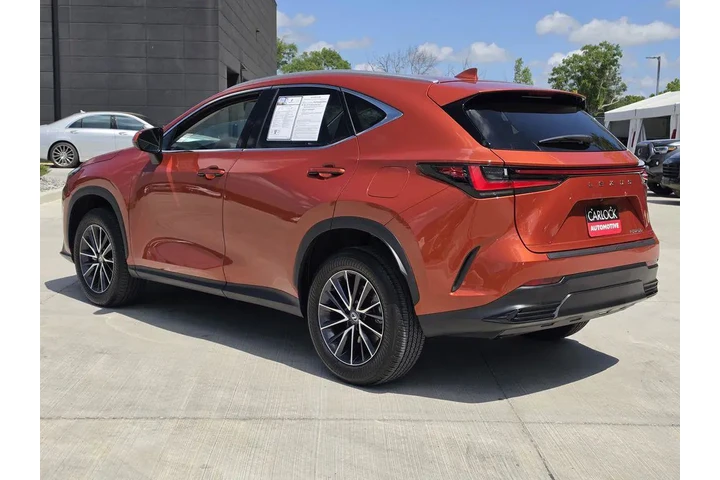 $39923 : Lexus NX 250 2024 4dr Crosso image 7