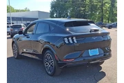 $36498 : Ford Mustang Mach-E 2024 AWD thumbnail
