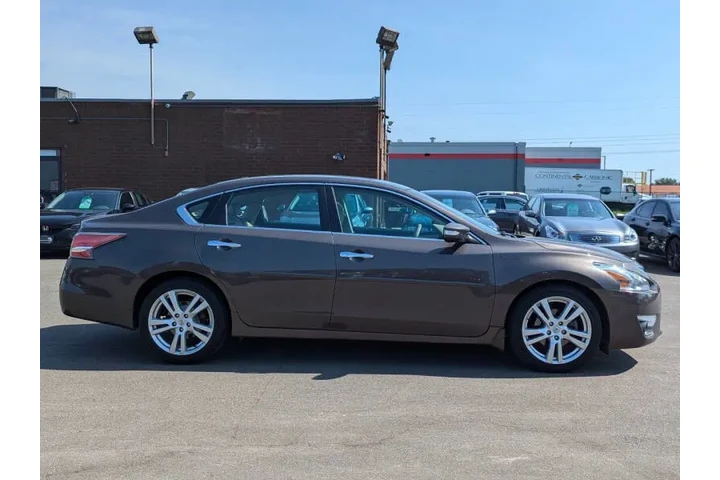 $12974 : 2014 Altima 3.5 SL image 5