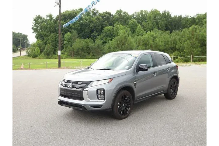 $17502 : Mitsubishi Outlander Sport 2 image 3