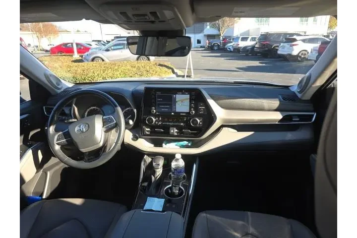 $35695 : Toyota Highlander 2022 Limit image 7