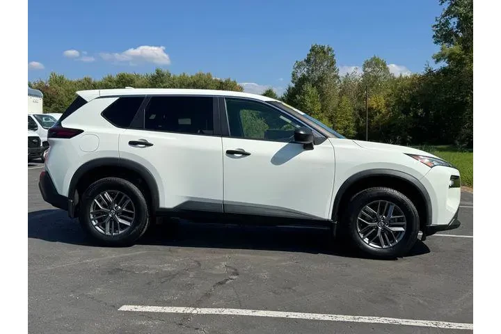 $20997 : Nissan Rogue 2021 AWD S 4dr image 7