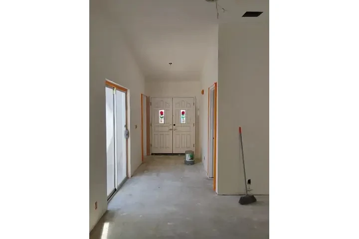 🏡 Pintura Profesional ya!!!! image 6