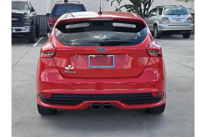 $11810 : Ford Focus 2016 ST 4dr Hatch image 5