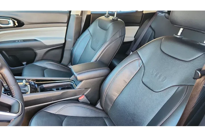 $20692 : Jeep Compass 2022 4x4 Limite image 10