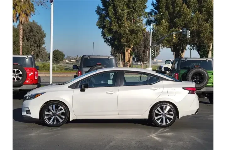 $15888 : Nissan Versa 2020 SR 4dr Sed image 7